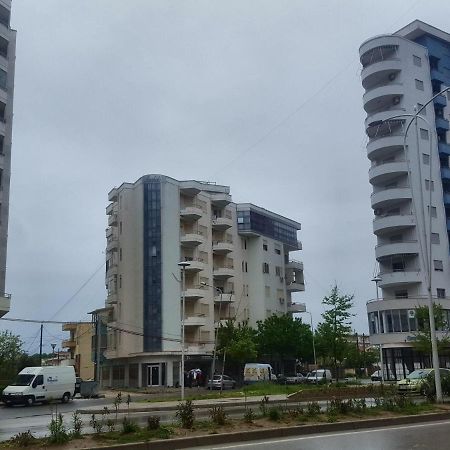 Casa Al Centro Appartement Vlorë Buitenkant foto